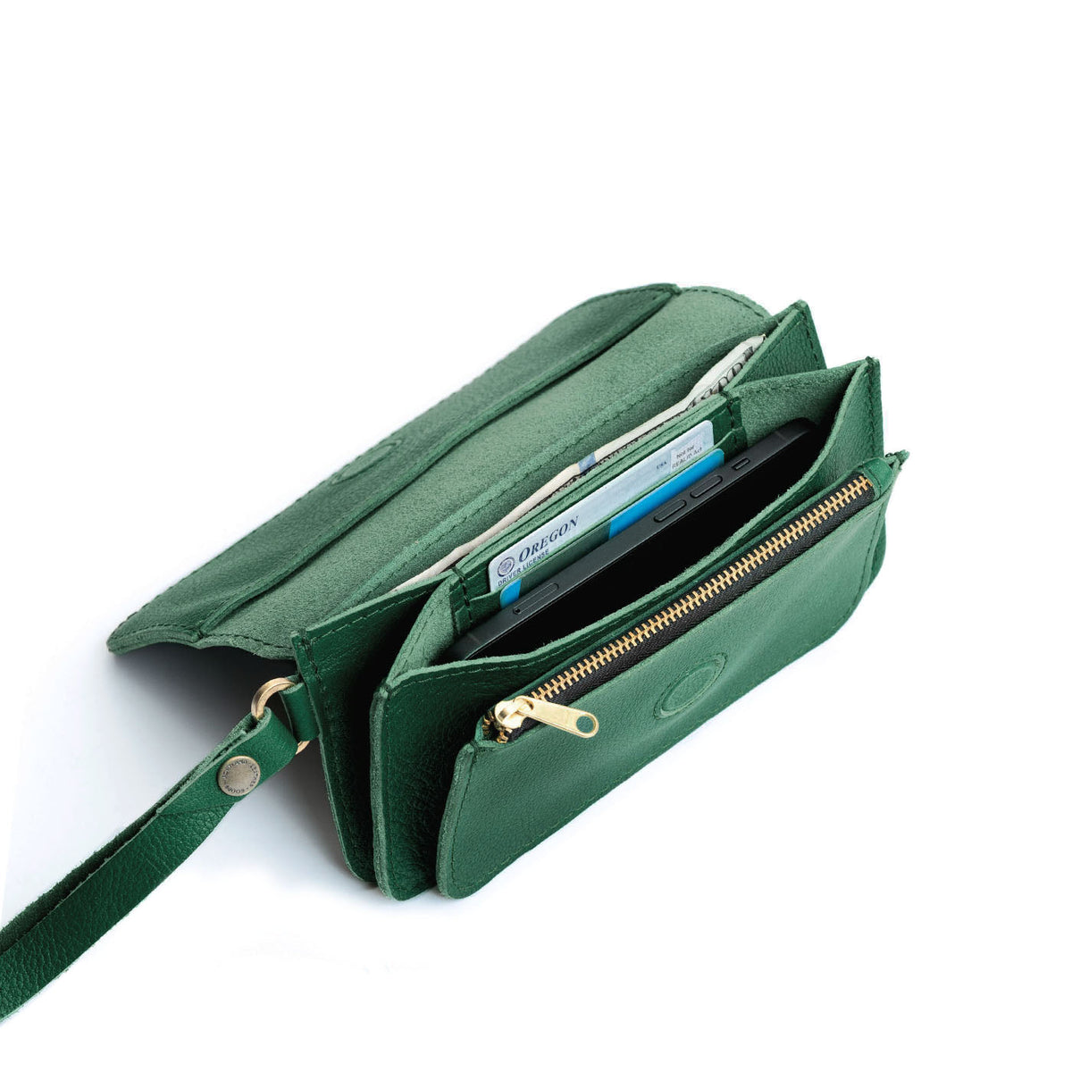 Bacalar | Leather wallet clutch with wristlet and magnetic closure