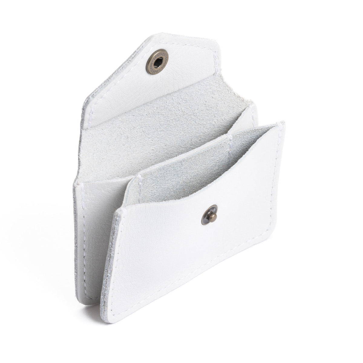 Pearl*Classic | Small leather wallet with snap closure