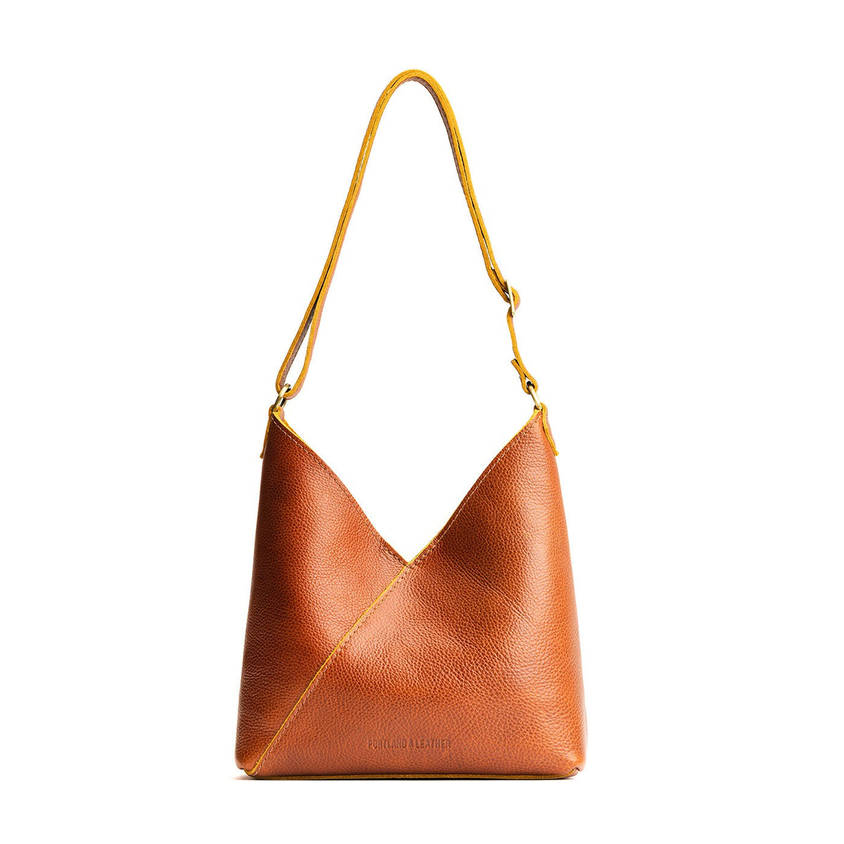 Sienna*Small | Petite shoulder bag with magnetic snap closure