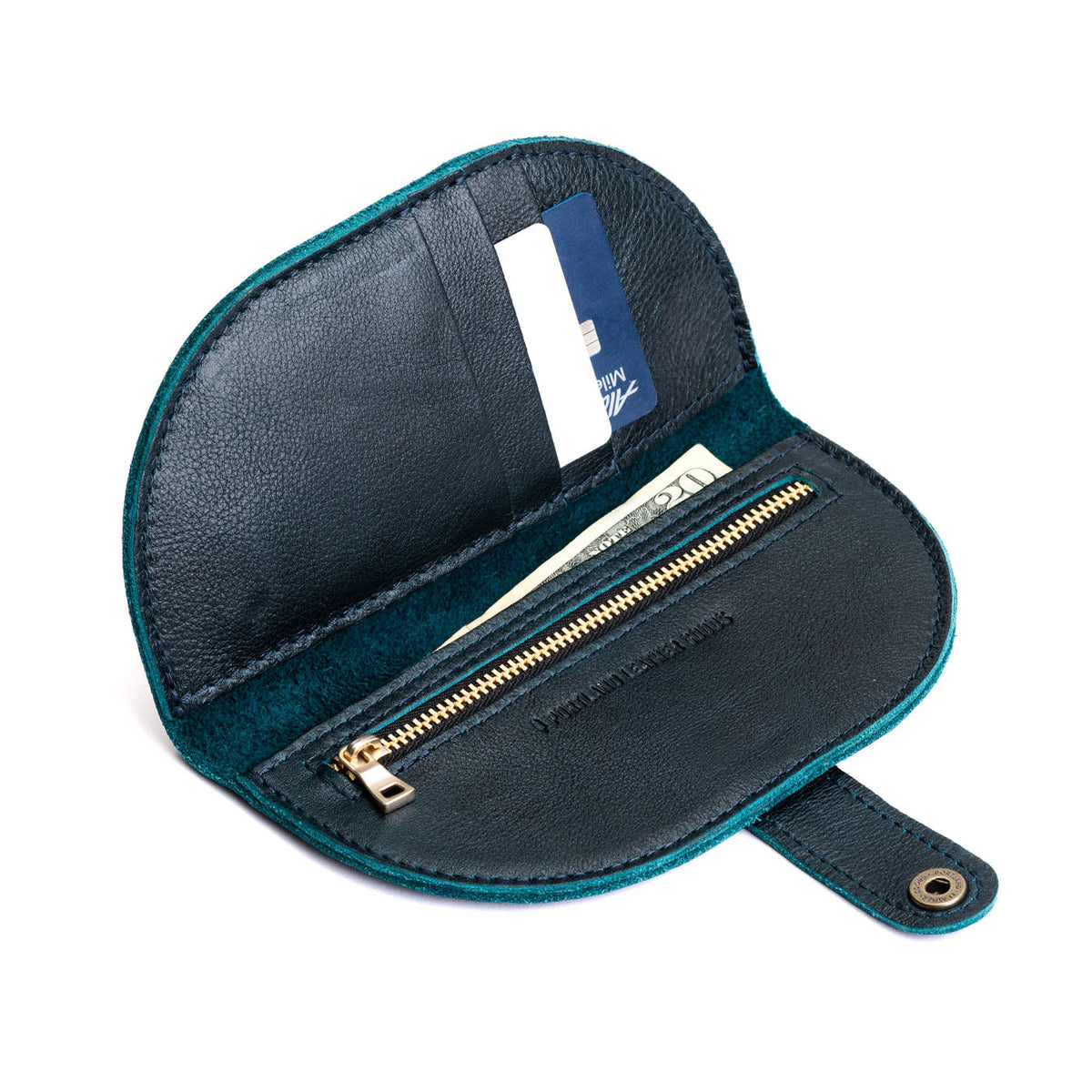 Boreal | Semicircle bifold wallet with snap closure