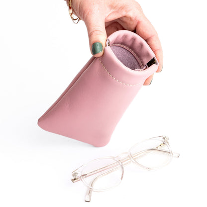 Vintage Pink | Leather glasses case with hidden metal spring closure